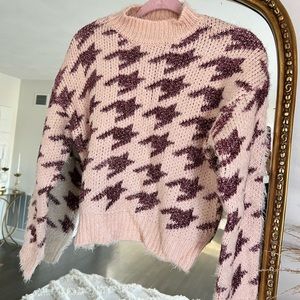 Forever 21 Pink Houndstooth Sweater